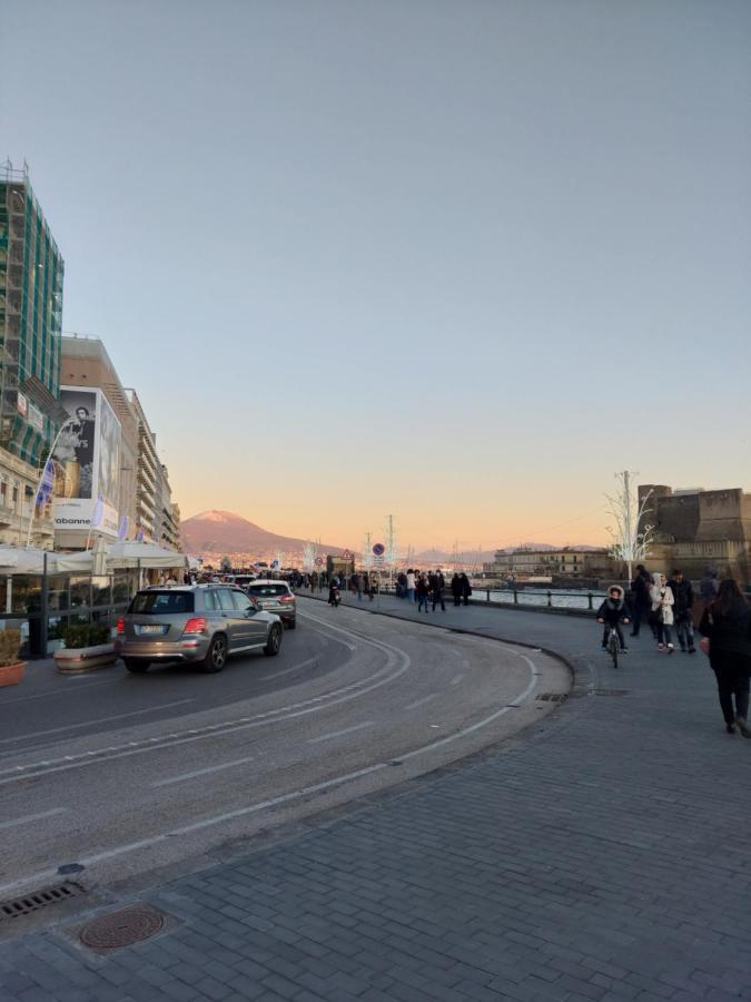 The Heart Of Naples - Neapolitana Apartment Luaran gambar