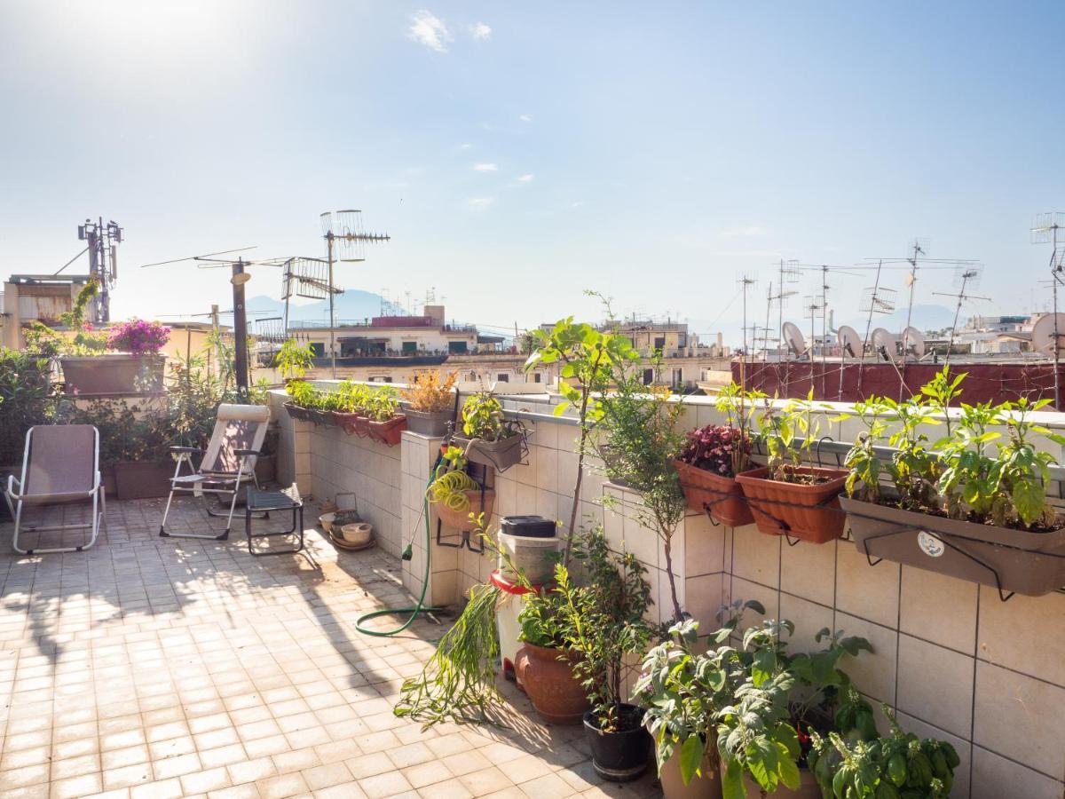 The Heart Of Naples - Neapolitana Apartment Luaran gambar