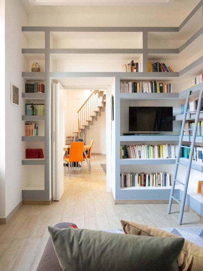 The Heart Of Naples - Neapolitana Apartment Luaran gambar
